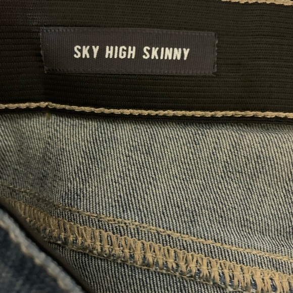 Torrid sky High skinny distressed jeans - Picture 7 of 8